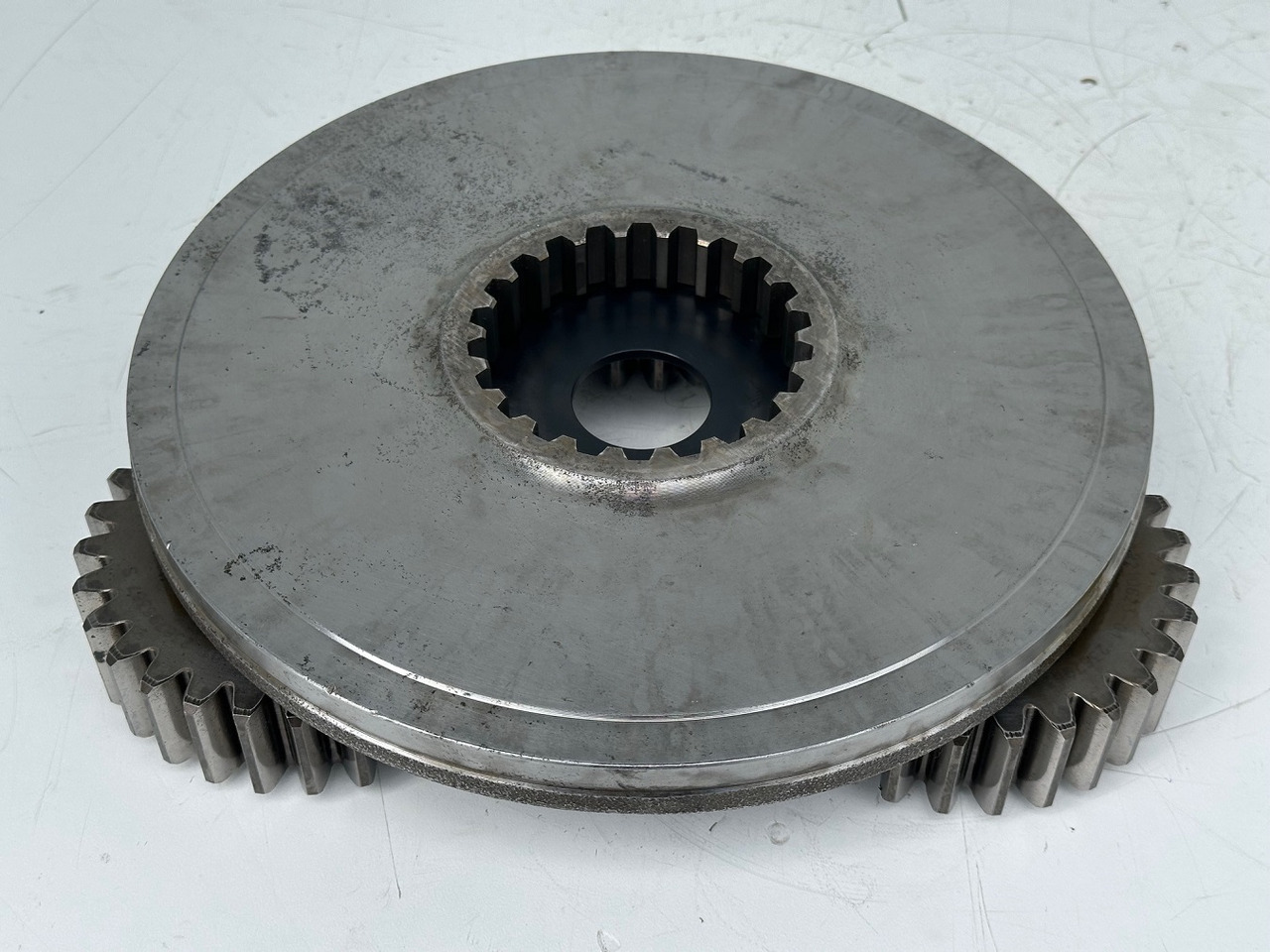 Liebherr Planetenträger ID-Nr.90024938 mit Planetenräder ID-Nr.90024939. FAT400P112 -FAT400P130 - FAT400P139. LO1936,LOS926,R926,R928,R930,R934,R936,R940,R944,R946,R950 T. #H1.6569.90024939# - Pogonski reduktor za Bager guseničar: slika 4 Liebherr Planetenträger ID-Nr.90024938 mit Planetenräder ID-Nr.90024939. FAT400P112 -FAT400P130 - FAT400P139. LO1936,LOS926,R926,R928,R930,R934,R936,R940,R944,R946,R950 T. #H1.6569.90024939# - Pogonski reduktor za Bager guseničar: slika 4