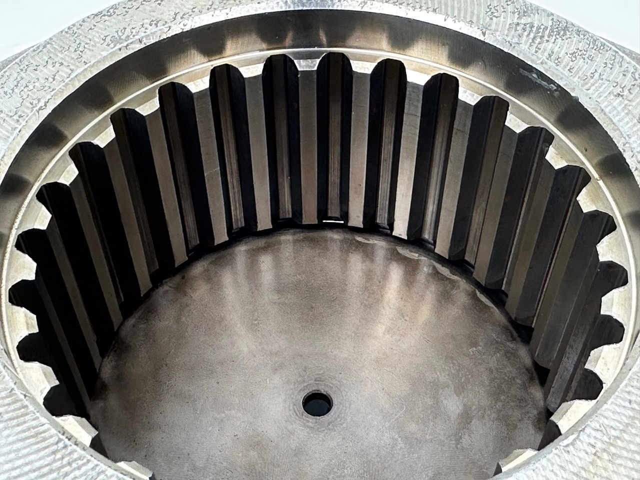 Pogonski reduktor za Buldožer Liebherr Planetenträger ID-Nr.90203516 mit Planetenrad ID-Nr.90203494.  Typ:FAT400G546.    PR71605LGP-1823. PR716LGP-1423. PR716XL-1422. #PLA.PL.28.09#: slika 11