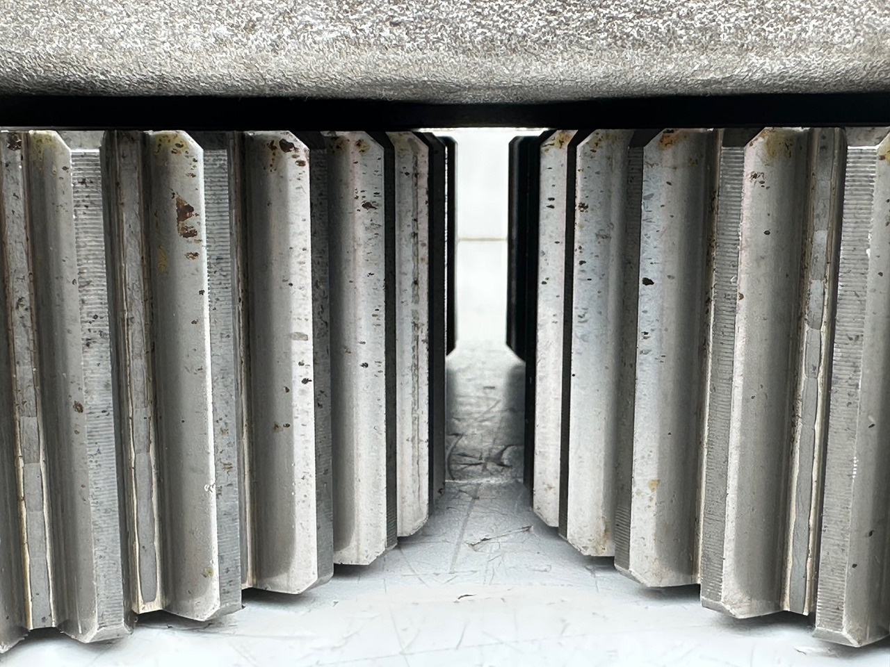 Pogonski reduktor za Buldožer Liebherr Planetenträger ID-Nr.90203516 mit Planetenrad ID-Nr.90203494.  Typ:FAT400G546.    PR71605LGP-1823. PR716LGP-1423. PR716XL-1422. #PLA.PL.28.09#: slika 13