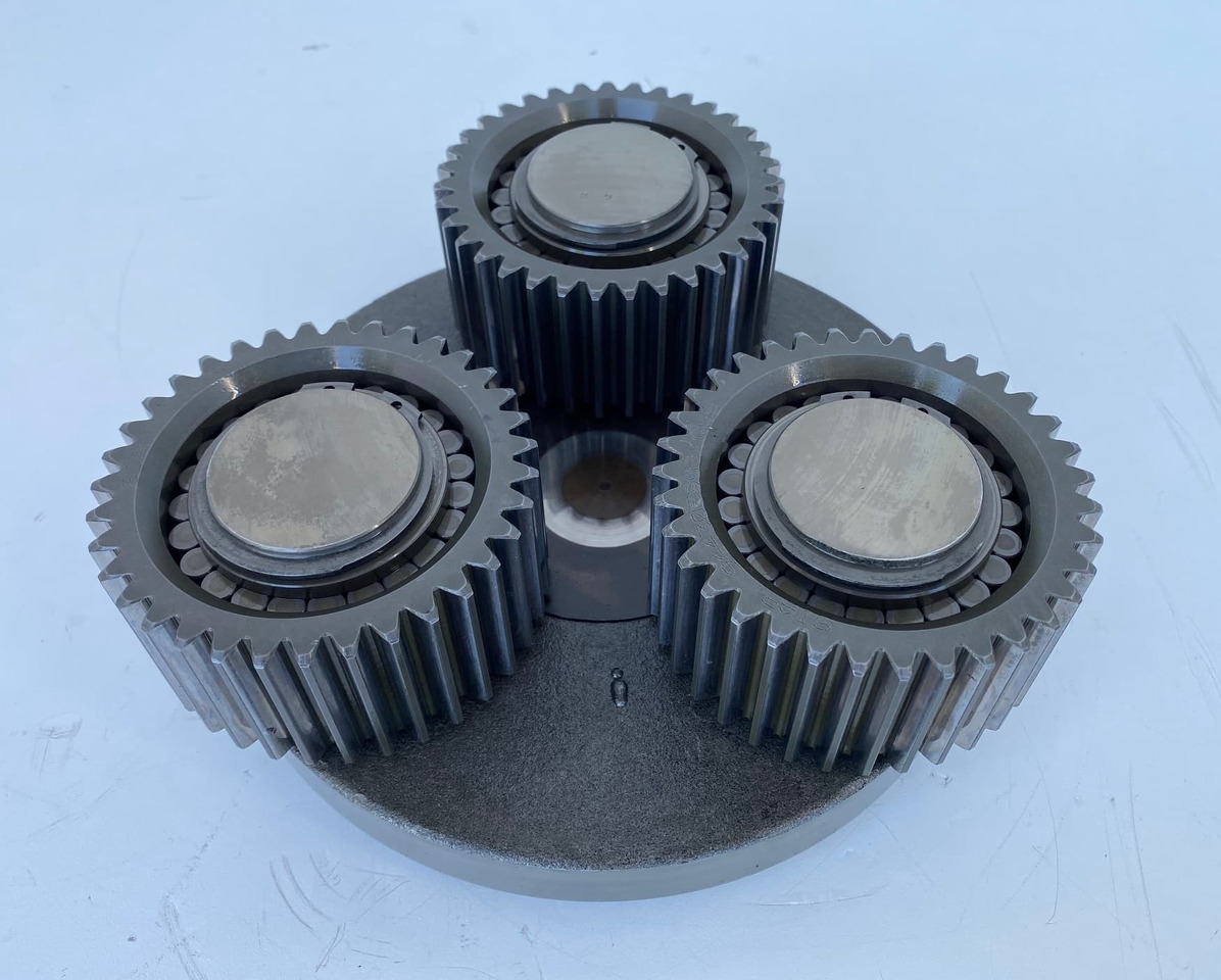 Liebherr Planetenträger ID-Nr.970559601 mit Planetenrad ID-Nr.944305703 - ID-Nr.90213986. A900,A904,A913 COMP,A914 COMP,A914,A916 COMP,A916,A918 COMP,A918,A920,A922 RAIL A924 RAIL,LH18,LH22,LH24,LH2 - Motor okretanja za Građevinska mašina: slika 2 Liebherr Planetenträger ID-Nr.970559601 mit Planetenrad ID-Nr.944305703 - ID-Nr.90213986. A900,A904,A913 COMP,A914 COMP,A914,A916 COMP,A916,A918 COMP,A918,A920,A922 RAIL A924 RAIL,LH18,LH22,LH24,LH2 - Motor okretanja za Građevinska mašina: slika 2