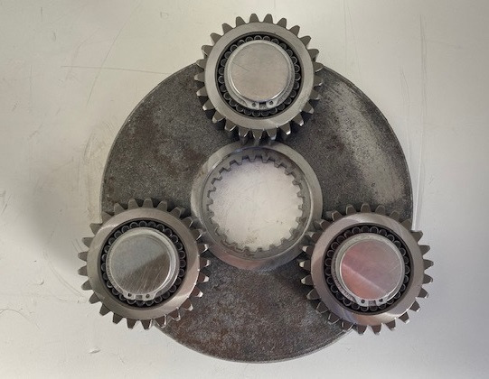 Liebherr Planetenträger and Planetenräder ID-Nr.90024981 - ID-Nr.90024983. FAT325P113, FAT325P115, FAT325P119. #N5021# - Pogonski reduktor za Građevinska mašina: slika 3 Liebherr Planetenträger and Planetenräder ID-Nr.90024981 - ID-Nr.90024983. FAT325P113, FAT325P115, FAT325P119. #N5021# - Pogonski reduktor za Građevinska mašina: slika 3