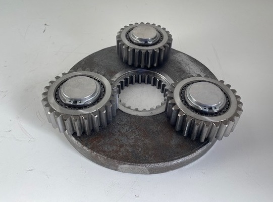 Liebherr Planetenträger and Planetenräder ID-Nr.90024981 - ID-Nr.90024983. FAT325P113, FAT325P115, FAT325P119. #N5021# - Pogonski reduktor za Građevinska mašina: slika 2 Liebherr Planetenträger and Planetenräder ID-Nr.90024981 - ID-Nr.90024983. FAT325P113, FAT325P115, FAT325P119. #N5021# - Pogonski reduktor za Građevinska mašina: slika 2