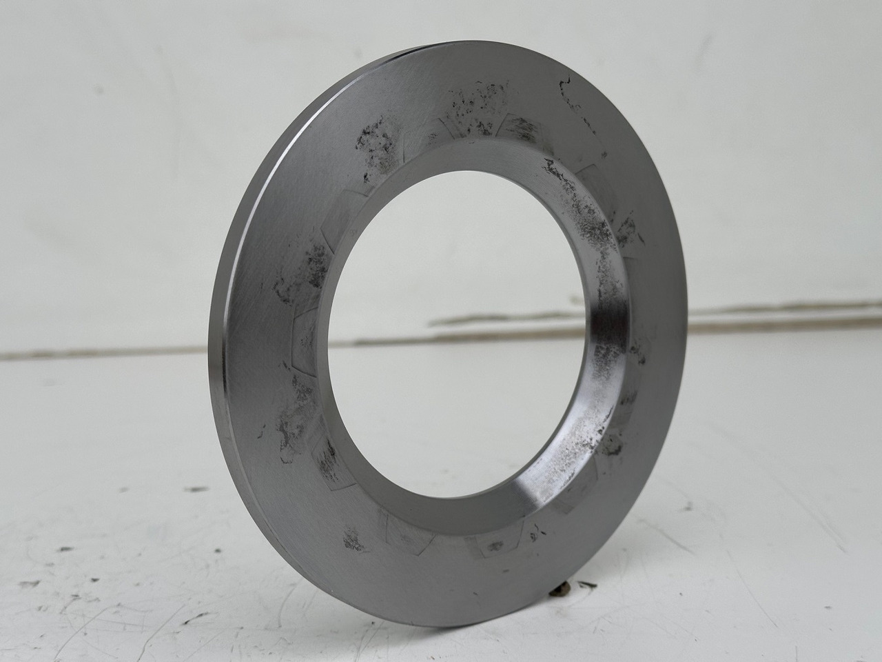 Liebherr Scheibe ID-Nr.9441598 - ID-Nr.944159803. A309,A311,A312,A314,A316,A900,A902,A904,A910COMP,A912COMP,A913COMP,A914,A918COMP,A918,R313,R317,R900,R902,R914COMP,R904,R914. #944159803.GH# - Menjač za Građevinska mašina: slika 1 Liebherr Scheibe ID-Nr.9441598 - ID-Nr.944159803. A309,A311,A312,A314,A316,A900,A902,A904,A910COMP,A912COMP,A913COMP,A914,A918COMP,A918,R313,R317,R900,R902,R914COMP,R904,R914. #944159803.GH# - Menjač za Građevinska mašina: slika 1