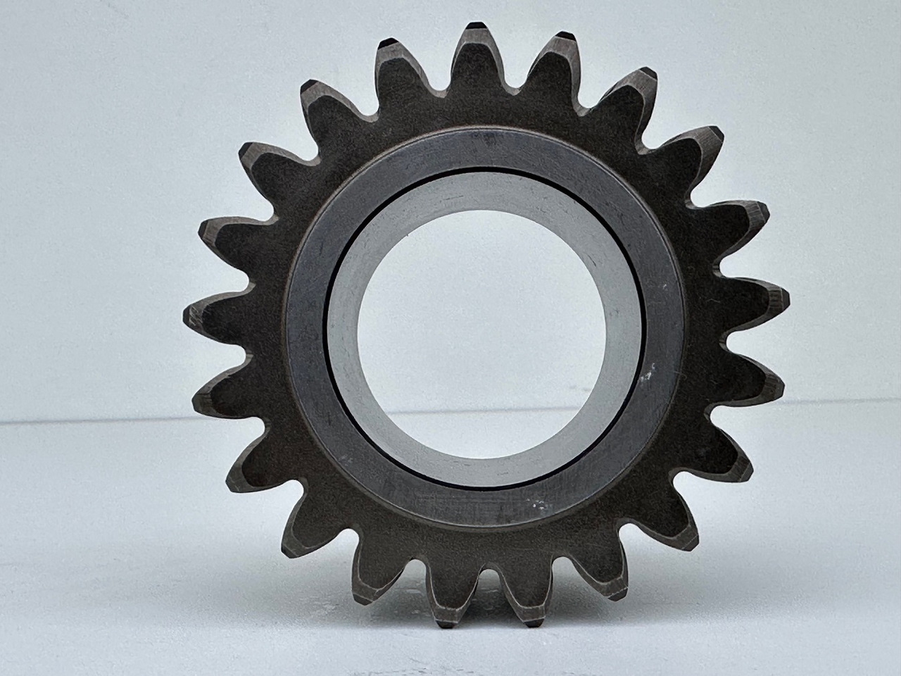 Pogonski reduktor za Građevinska mašina Liebherr Sonnenrad ID-Nr.90206249.   FAT350P126 - FAT350P138.   R920 - R922 - R924 - R925 - R926 - R930 T.  #90206249.09.11#: slika 10