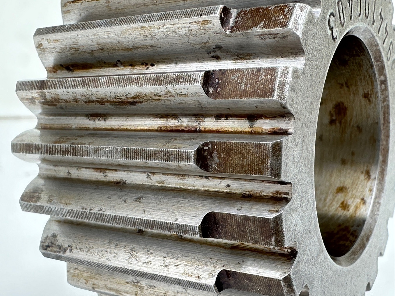 Pogonski reduktor za Bager guseničar Liebherr Sonnenrad ID-Nr.9441004. FAT350/012. R902, R912, R912 LI, R922. #9441004.30.03#: slika 7 Pogonski reduktor za Bager guseničar Liebherr Sonnenrad ID-Nr.9441004. FAT350/012. R902, R912, R912 LI, R922. #9441004.30.03#: slika 7