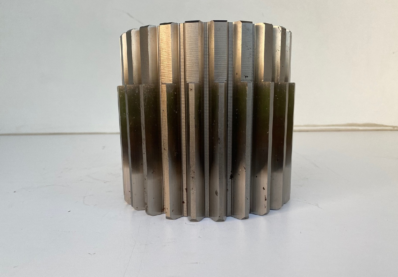 Liebherr Sonnenrad ID-Nr.9443329 - ID-Nr.90011325. FAT400P112, FAT400P130, FAT400P139. - Pogonski reduktor za Bager guseničar: slika 4 Liebherr Sonnenrad ID-Nr.9443329 - ID-Nr.90011325. FAT400P112, FAT400P130, FAT400P139. - Pogonski reduktor za Bager guseničar: slika 4