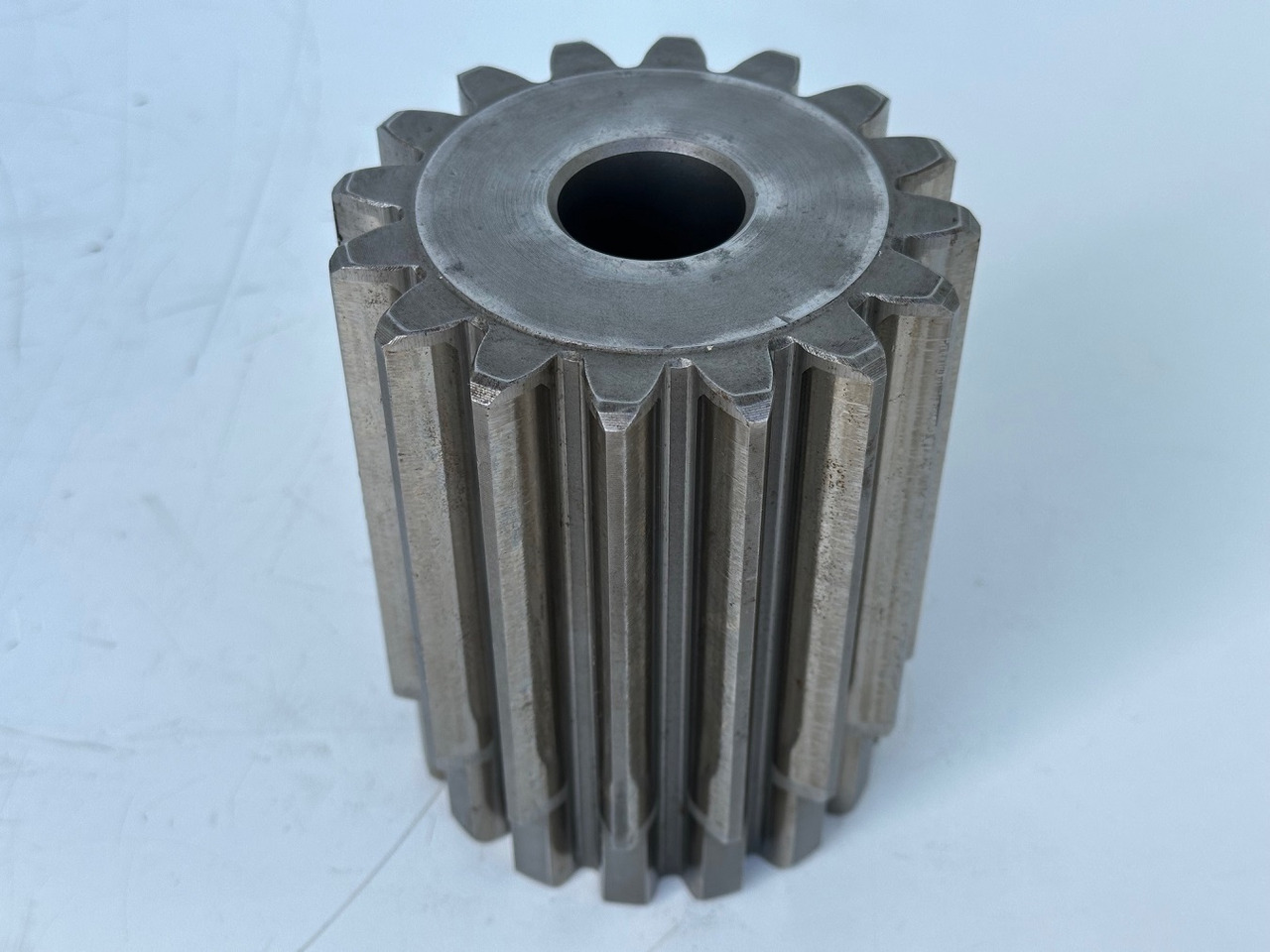 Liebherr Sonnenrad ID-Nr.9443678 - ID-Nr.944367803. SAT450/207 - SAT450/247 - SAT450/257 - SAT450/275. #944367803.06.09# - Motor okretanja za Bager: slika 2 Liebherr Sonnenrad ID-Nr.9443678 - ID-Nr.944367803. SAT450/207 - SAT450/247 - SAT450/257 - SAT450/275. #944367803.06.09# - Motor okretanja za Bager: slika 2