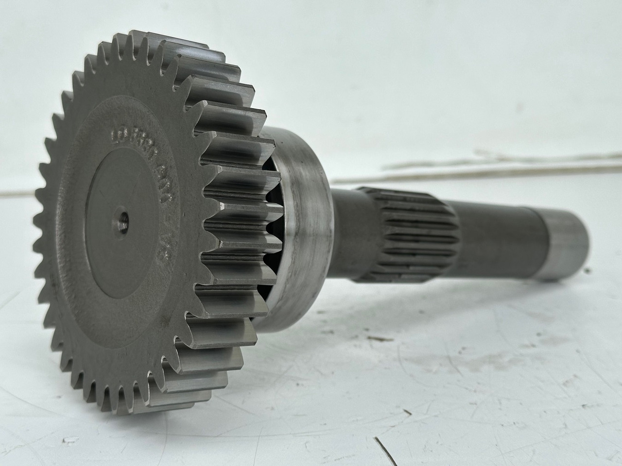 Liebherr Triebwelle ID-Nr.10117140 mit Zylinderrollenlager ID-Nr.7080150 - ID-Nr.7380070. A914, A922, A924, A928, LH30, LH35, P914, P924, R906, R914, R916, R924, R924 COMP. #101171470.01# - Hidraulična pumpa za Građevinska mašina: slika 4 Liebherr Triebwelle ID-Nr.10117140 mit Zylinderrollenlager ID-Nr.7080150 - ID-Nr.7380070. A914, A922, A924, A928, LH30, LH35, P914, P924, R906, R914, R916, R924, R924 COMP. #101171470.01# - Hidraulična pumpa za Građevinska mašina: slika 4