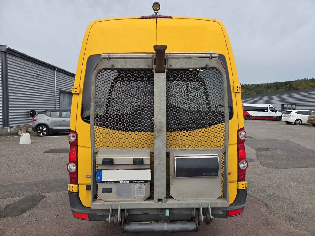 VOLKSWAGEN CRAFTER 50 LR // 8 pcs with lift - Minibus, Putnički kombi: slika 5 VOLKSWAGEN CRAFTER 50 LR // 8 pcs with lift - Minibus, Putnički kombi: slika 5