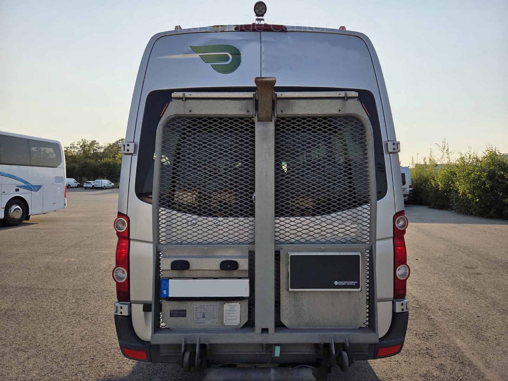 VOLKSWAGEN CRAFTER 50 LR // lift - Minibus, Putnički kombi: slika 5 VOLKSWAGEN CRAFTER 50 LR // lift - Minibus, Putnički kombi: slika 5