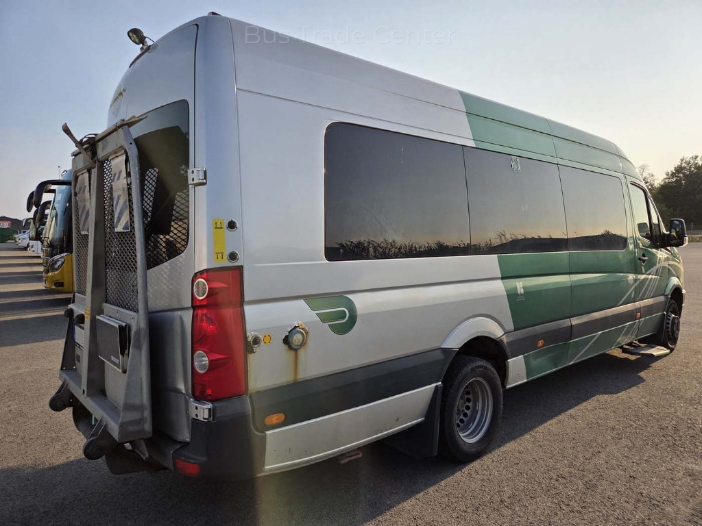 VOLKSWAGEN Crafter 50 LR // 3 units with lift - Minibus, Putnički kombi: slika 2 VOLKSWAGEN Crafter 50 LR // 3 units with lift - Minibus, Putnički kombi: slika 2