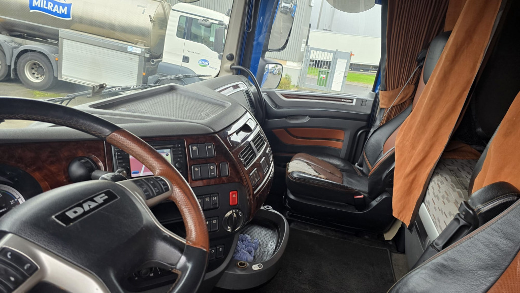 DAF XF 510 FAN 6x2 (Nr. 6185) - Kamion sa golom šasijom i zatvorenom kabinom: slika 4 DAF XF 510 FAN 6x2 (Nr. 6185) - Kamion sa golom šasijom i zatvorenom kabinom: slika 4