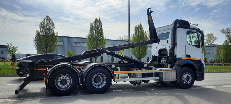 Mercedes-Benz Actros 2542 KING HZ-20R - Kamion sa hidrauličnom kukom: slika 2 Mercedes-Benz Actros 2542 KING HZ-20R - Kamion sa hidrauličnom kukom: slika 2