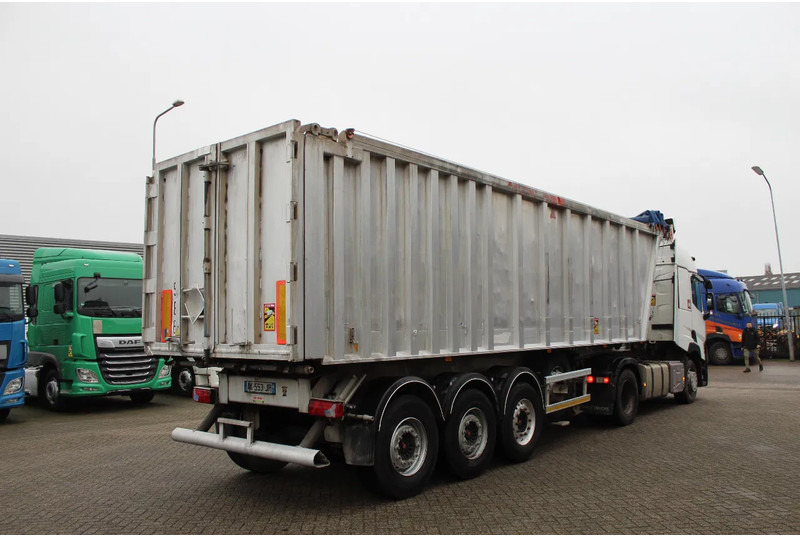 Benalu * 3AXLE * FULL ALUMINIUM * 45 Cub. * - Poluprikolica istovarivača: slika 3 Benalu * 3AXLE * FULL ALUMINIUM * 45 Cub. * - Poluprikolica istovarivača: slika 3