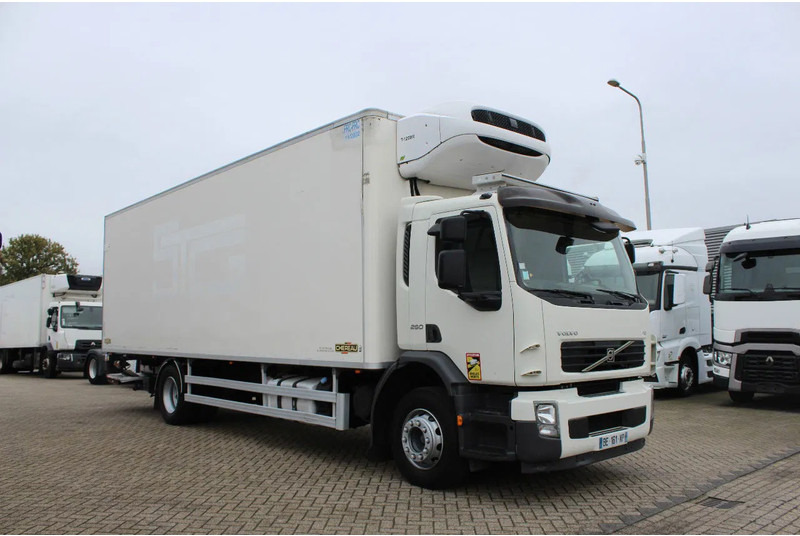 Volvo FE 240 * EURO5 * THERMO KING T-1200R * 4X2 * - Hladnjača: slika 4 Volvo FE 240 * EURO5 * THERMO KING T-1200R * 4X2 * - Hladnjača: slika 4