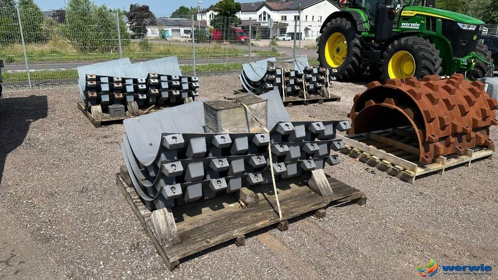 Hamm HAMM + VOLVO Stampffußschalen  - Rezervni deo za Valjak: slika 3 Hamm HAMM + VOLVO Stampffußschalen  - Rezervni deo za Valjak: slika 3