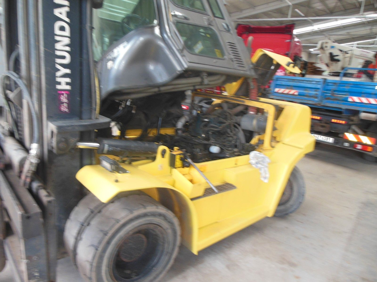 Dizel viljuškar Hyundai 70D-7A: slika 13