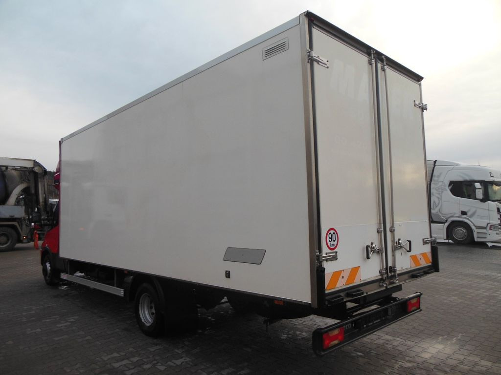 Iveco DAILY 60C15 - Dostavno vozilo sa zatvorenim sandukom: slika 4 Iveco DAILY 60C15 - Dostavno vozilo sa zatvorenim sandukom: slika 4