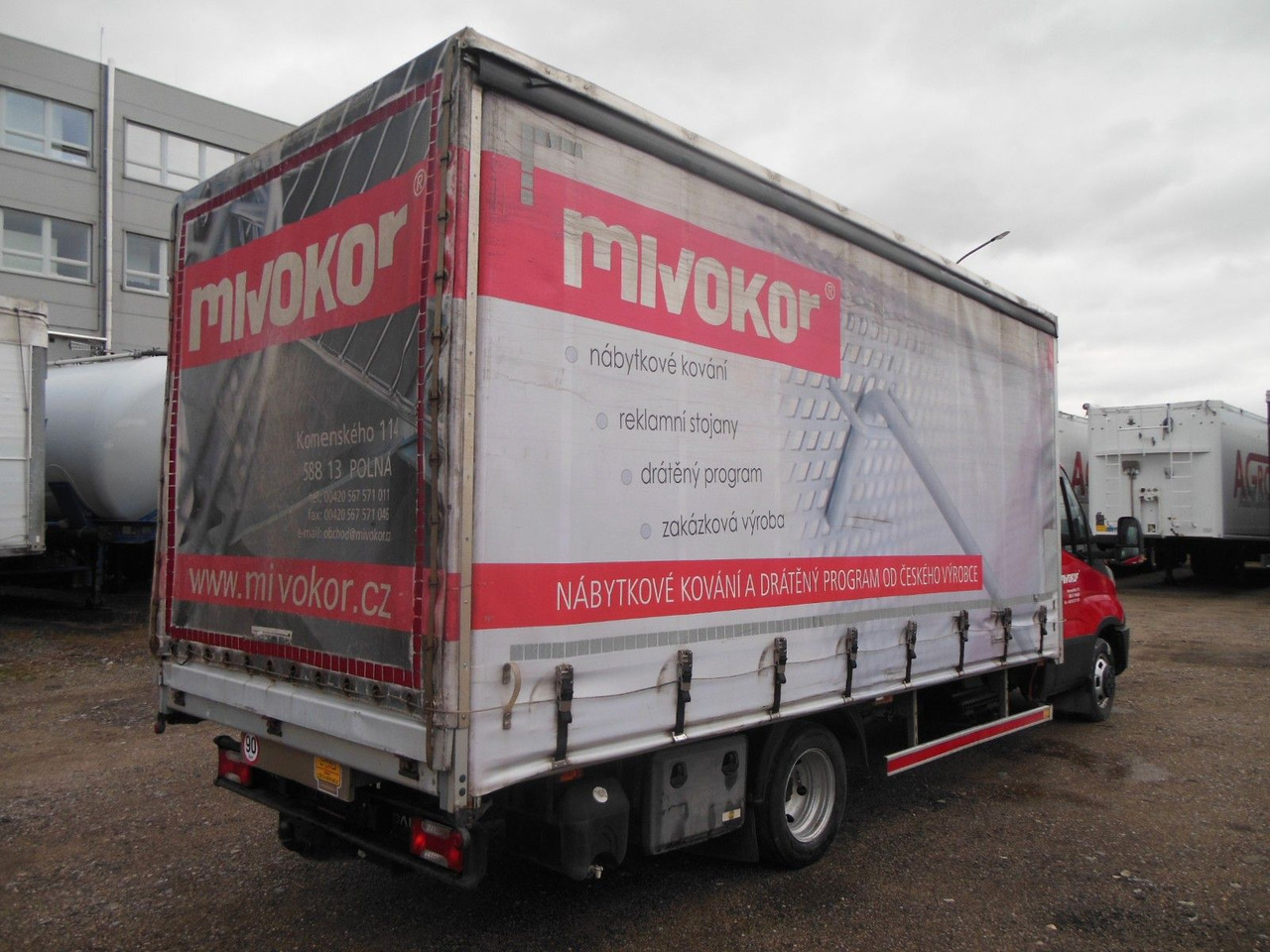 Iveco Daily 50C18, 10 Paletten - Dostavno vozilo sa ceradom: slika 3 Iveco Daily 50C18, 10 Paletten - Dostavno vozilo sa ceradom: slika 3