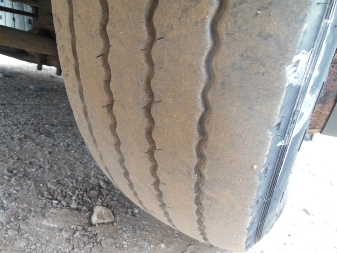 Dostavno vozilo sa zatvorenim sandukom Iveco EUROCARGO 75E14: slika 6