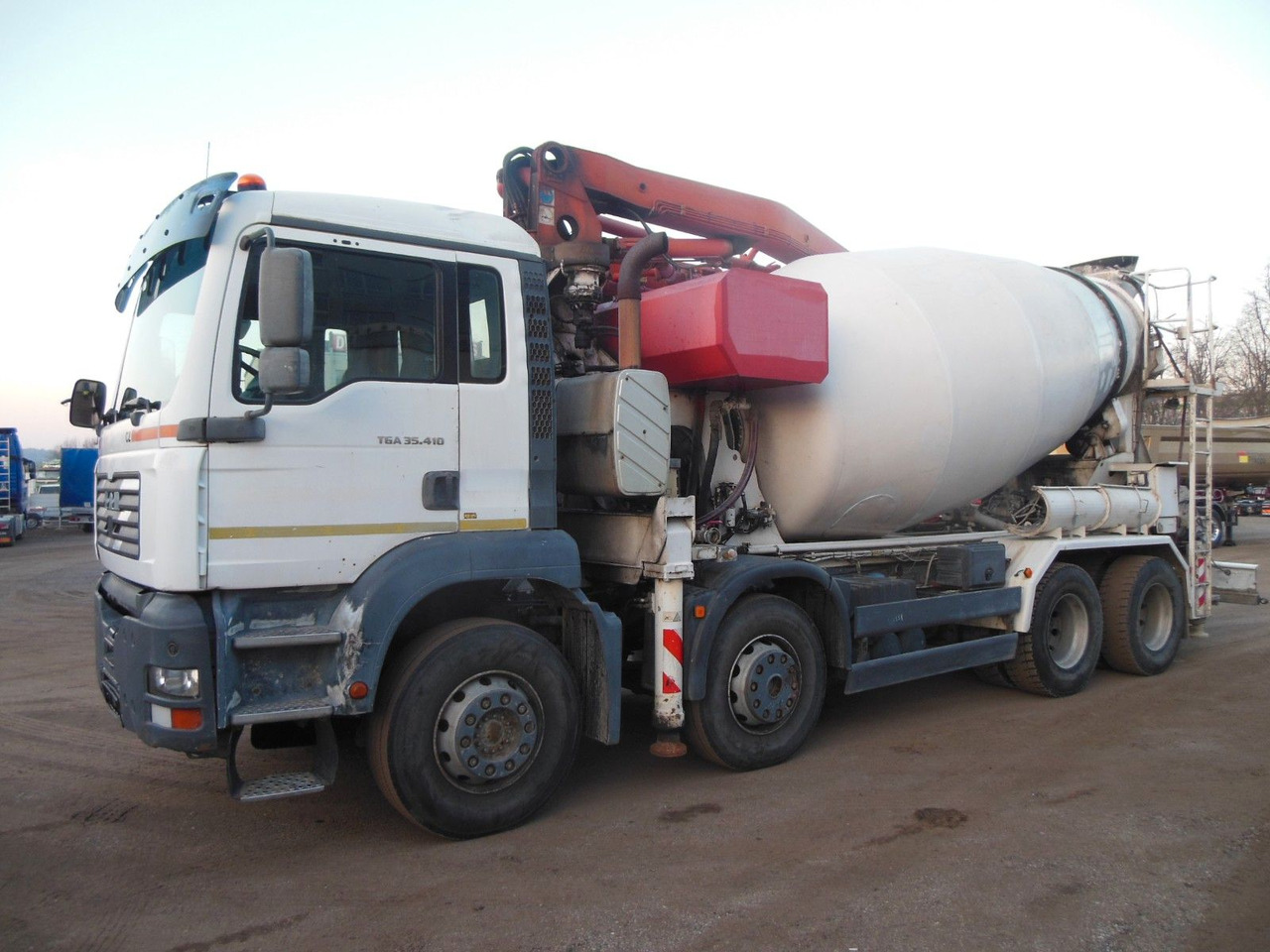 MAN TGA 35.410, 8X4, MIX + PUMPE 24M - Mikser za beton: slika 2 MAN TGA 35.410, 8X4, MIX + PUMPE 24M - Mikser za beton: slika 2