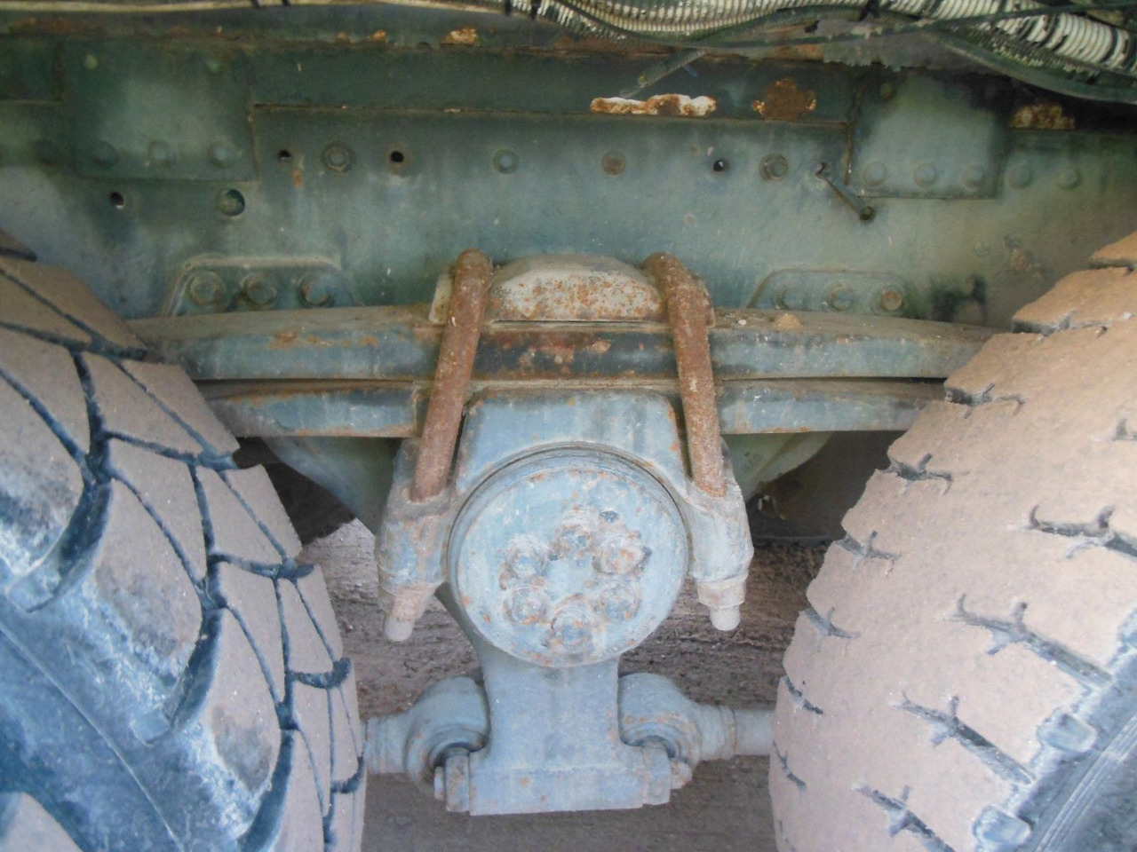 MAN TGA 35.410, 8X4, MIX + PUMPE 24M - Auto pumpa za beton: slika 5 MAN TGA 35.410, 8X4, MIX + PUMPE 24M - Auto pumpa za beton: slika 5