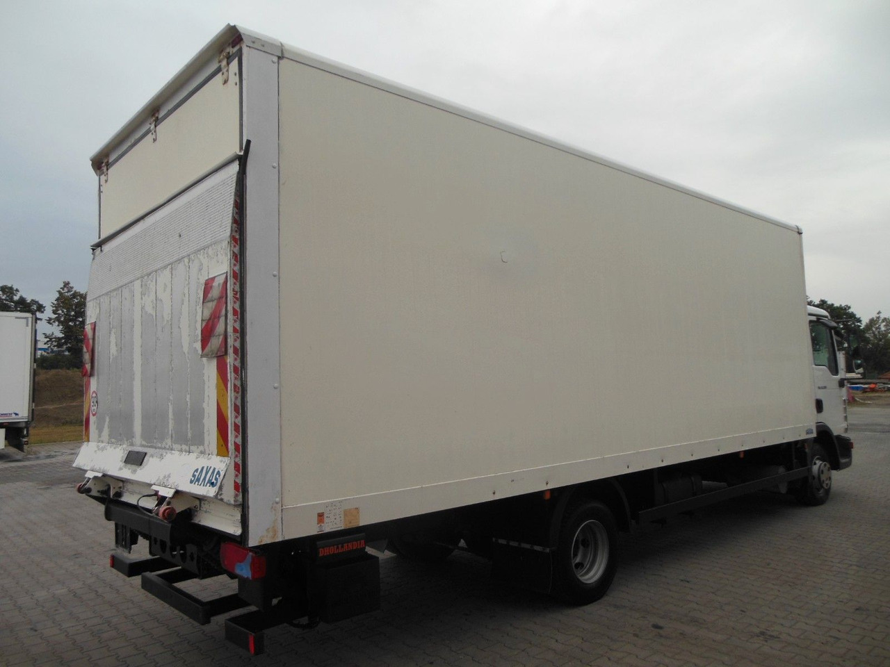 MAN TGL 12.220 BB, D-HOLLANDIA - Kamion sa zatvorenim sandukom: slika 3 MAN TGL 12.220 BB, D-HOLLANDIA - Kamion sa zatvorenim sandukom: slika 3