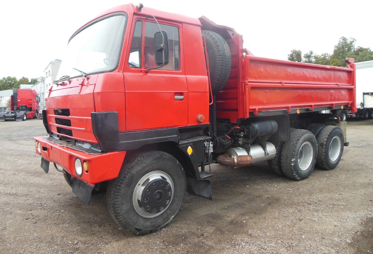 Tatra T 815, 6x6 - Istovarivač: slika 1 Tatra T 815, 6x6 - Istovarivač: slika 1