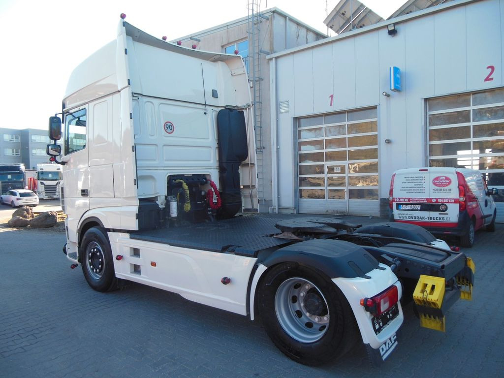 DAF XF106.480 SSC, LIMITED EDITION, STANDKLIMA, TOP! DAF XF106.480 SSC, LIMITED EDITION, STANDKLIMA, TOP! - Tegljač: slika 4 DAF XF106.480 SSC, LIMITED EDITION, STANDKLIMA, TOP! DAF XF106.480 SSC, LIMITED EDITION, STANDKLIMA, TOP! - Tegljač: slika 4
