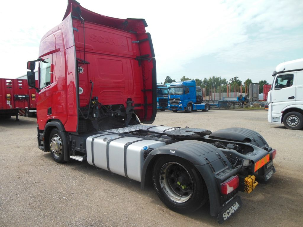 Scania R450 LOWDECK, RETARDER, STANDKLIMA, VOLL LUFT - Tegljač: slika 4 Scania R450 LOWDECK, RETARDER, STANDKLIMA, VOLL LUFT - Tegljač: slika 4