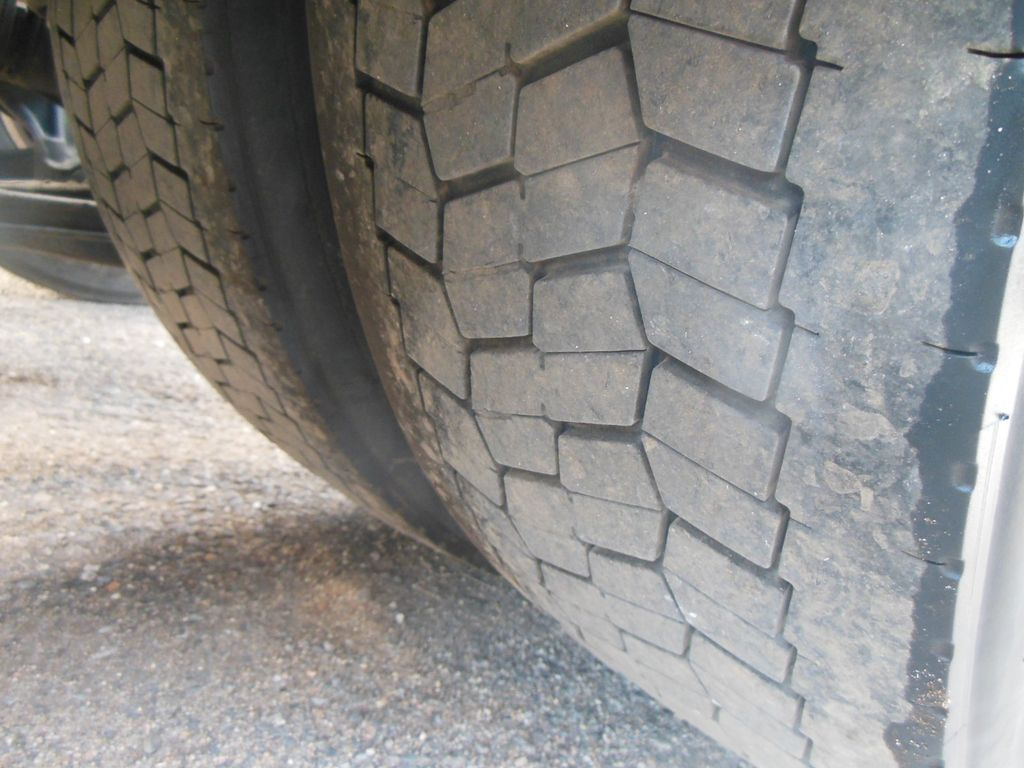 Tegljač Volvo FH 13/500, GLOBE XL, HYDRAULIK, ALU FELGEN, TOP! Volvo FH 13/500, GLOBE XL, HYDRAULIK, ALU FELGEN, TOP!: slika 7 Tegljač Volvo FH 13/500, GLOBE XL, HYDRAULIK, ALU FELGEN, TOP! Volvo FH 13/500, GLOBE XL, HYDRAULIK, ALU FELGEN, TOP!: slika 7