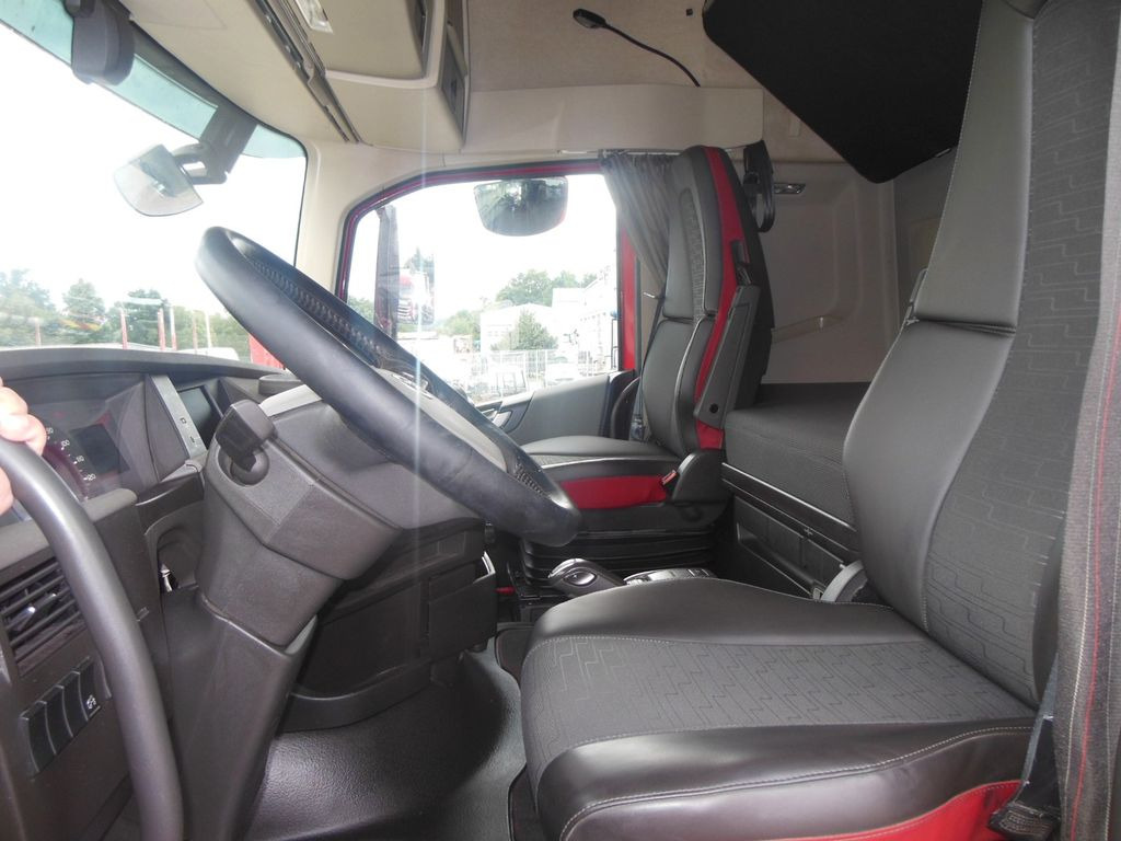 Tegljač Volvo FH 13/500, LOWDECK, GLOBE XL, I PARK COOL, TOP!! Volvo FH 13/500, LOWDECK, GLOBE XL, I PARK COOL, TOP!!: slika 13