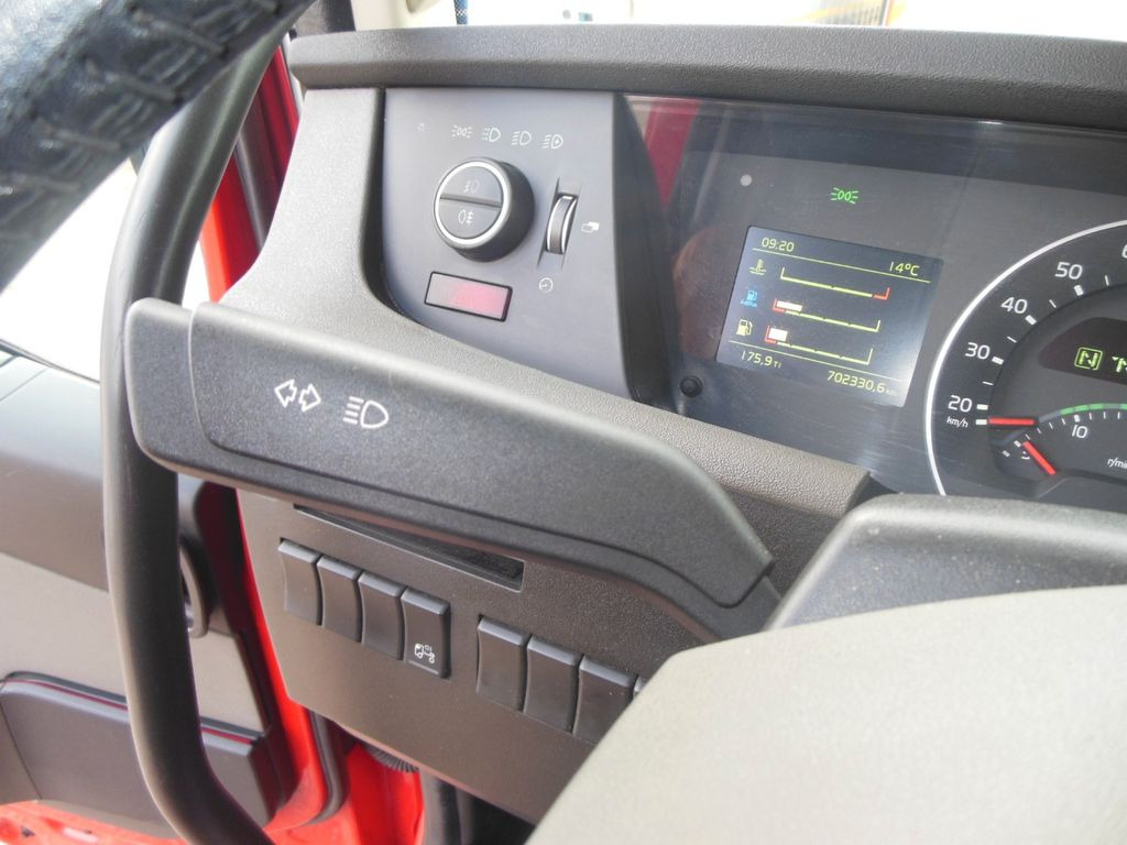 Tegljač Volvo FH 13/500, LOWDECK, GLOBE XL, I PARK COOL, TOP!! Volvo FH 13/500, LOWDECK, GLOBE XL, I PARK COOL, TOP!!: slika 15