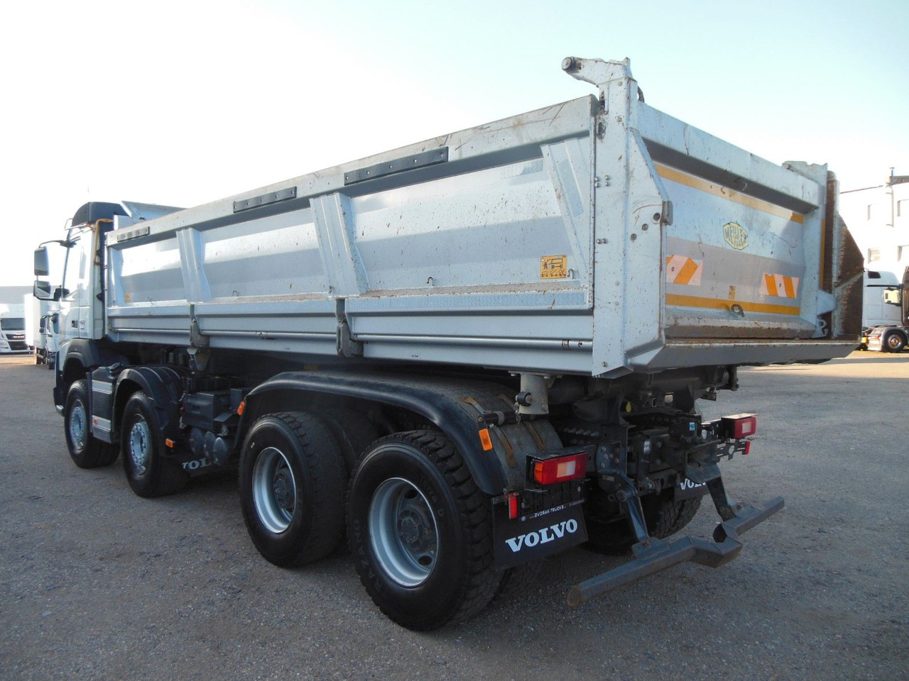 Volvo FMX 460, 8X4, MEILLER, BORDMATIC, AHK, HA-LUFT - Istovarivač: slika 4 Volvo FMX 460, 8X4, MEILLER, BORDMATIC, AHK, HA-LUFT - Istovarivač: slika 4