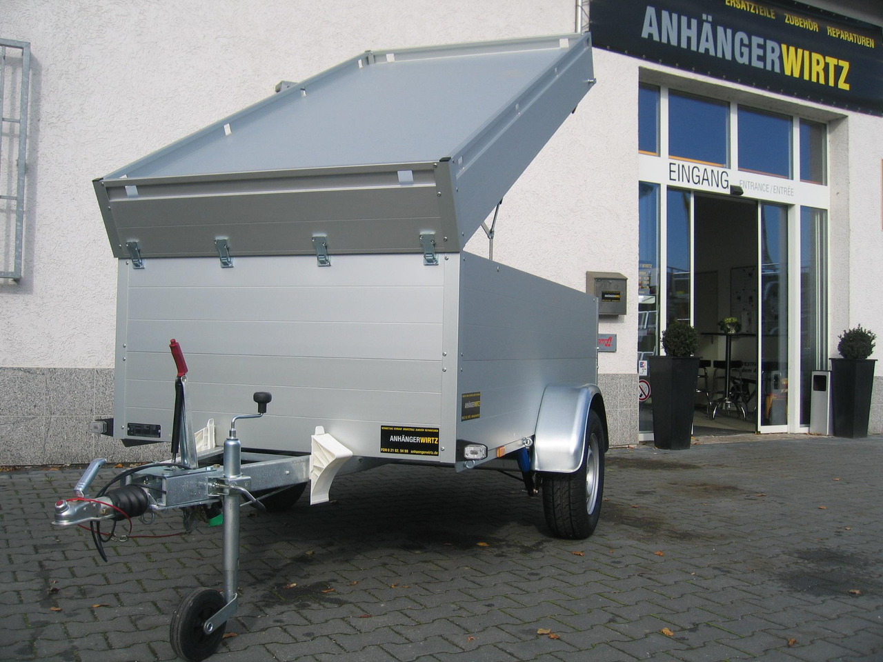 ALUBOXX Deckelanhänger GTB 1200 VT1 251x126x83cm (S) 1160kg Januar Aktion - Prikolica za automobil: slika 1 ALUBOXX Deckelanhänger GTB 1200 VT1 251x126x83cm (S) 1160kg Januar Aktion - Prikolica za automobil: slika 1