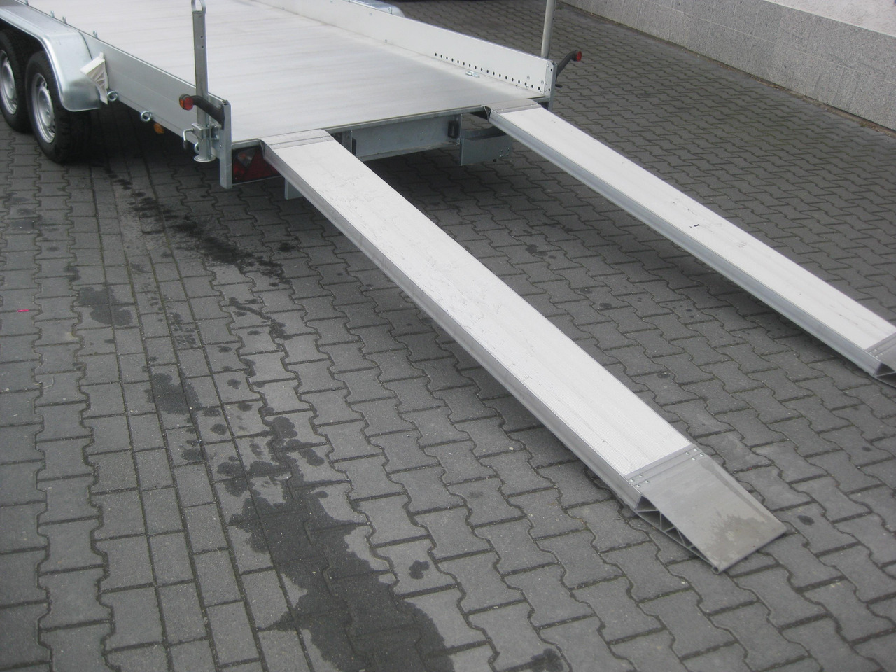 Anssems Transporter AMT 2500 407x180x18cm Aluboden Alurampen Seilwinde 2500kg online - Prikolica za prevoz automobila: slika 5 Anssems Transporter AMT 2500 407x180x18cm Aluboden Alurampen Seilwinde 2500kg online - Prikolica za prevoz automobila: slika 5