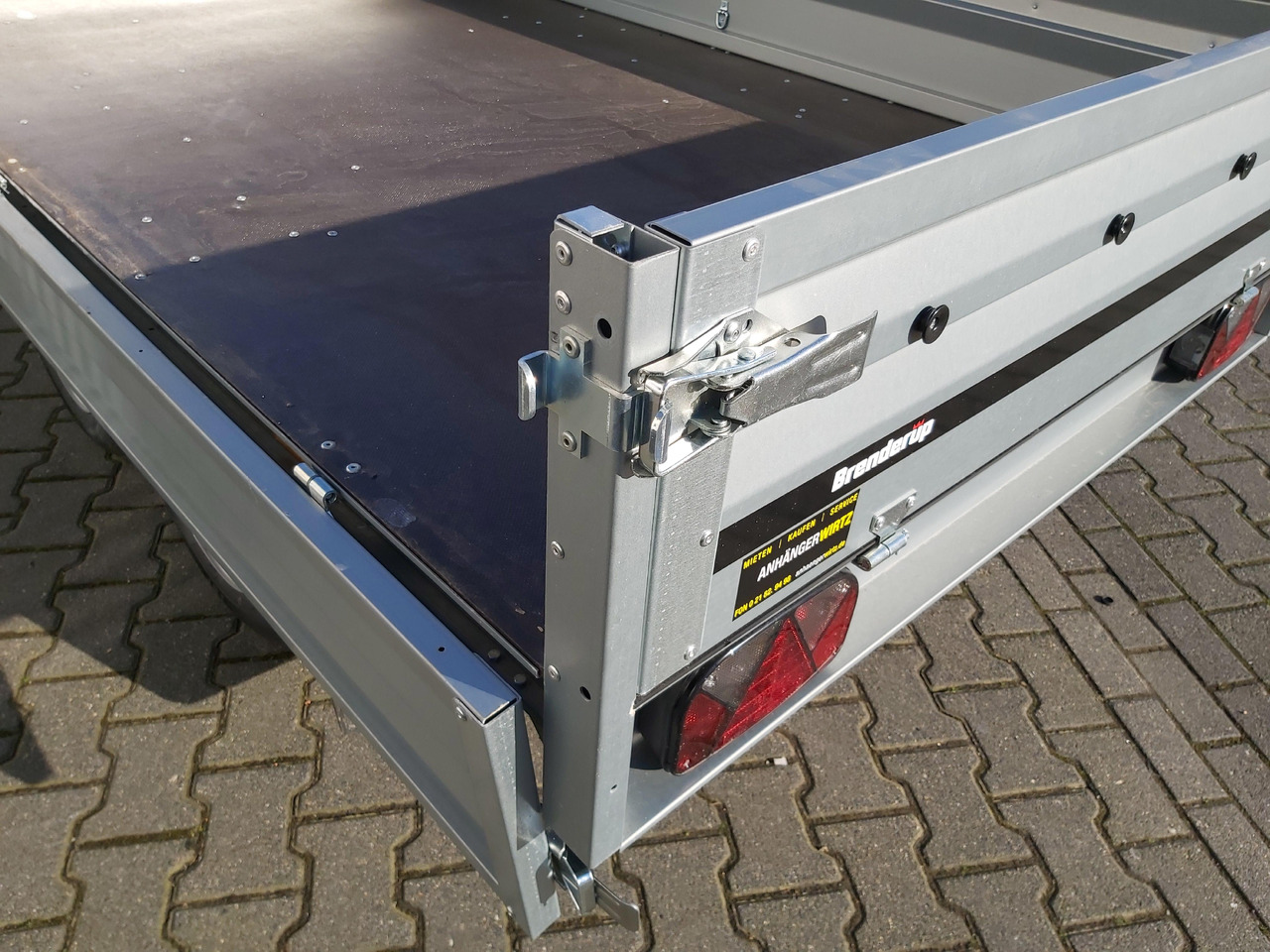 Plato prikolica Brenderup 3251 STU 750 250x142x35cm Tandemachse 13" (S) 750kg: slika 8