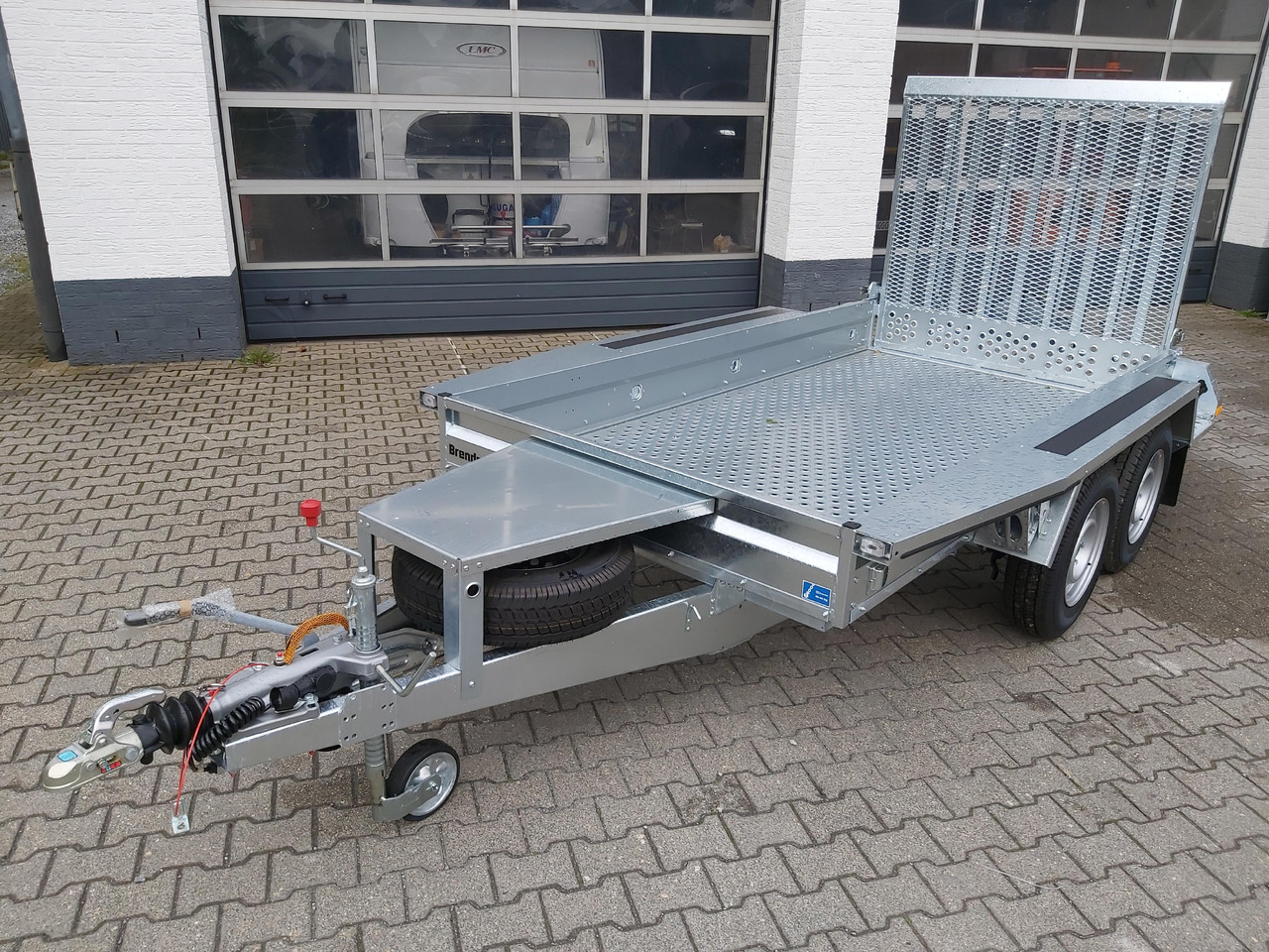 Brenderup Maschinentransporter MT 3080 STF 308x152x25cm Stahllochboden 3000kg - Prikolica za prevoz radnih mašina: slika 3 Brenderup Maschinentransporter MT 3080 STF 308x152x25cm Stahllochboden 3000kg - Prikolica za prevoz radnih mašina: slika 3