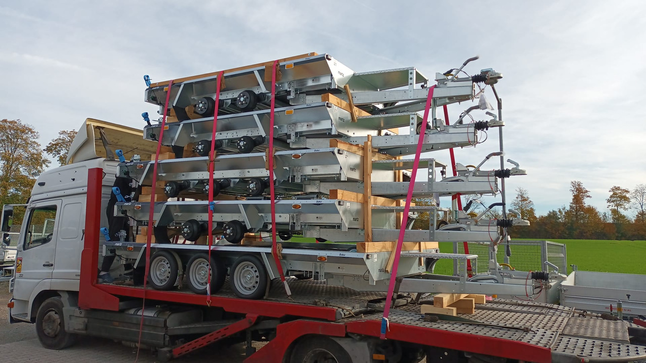 Martz Maschinentransporter BUILDER M 300x152x20cm Auffahrklappe (M) 2700kg - Prikolica za prevoz radnih mašina: slika 1 Martz Maschinentransporter BUILDER M 300x152x20cm Auffahrklappe (M) 2700kg - Prikolica za prevoz radnih mašina: slika 1