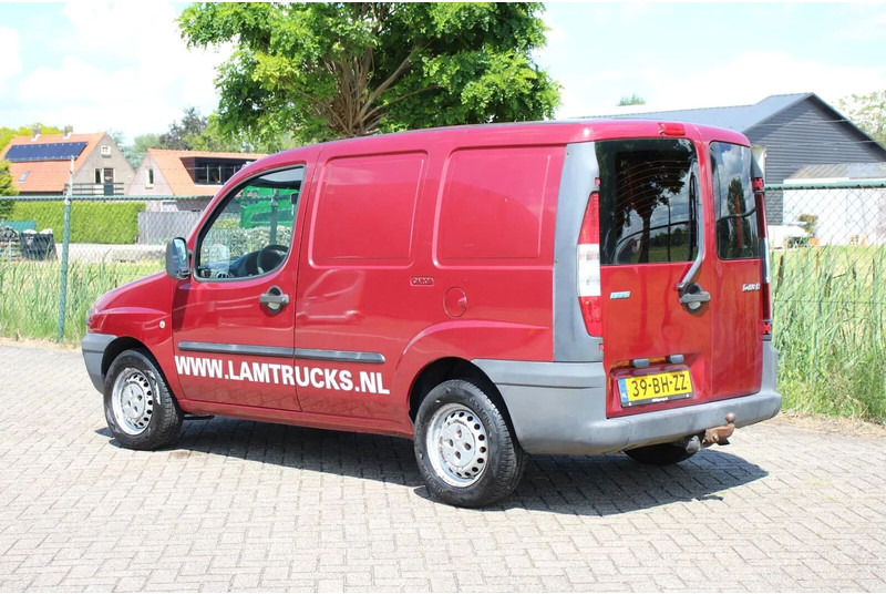 Fiat Doblò Cargo 1.9 JTD SCHUIFDEUR - Furgon: slika 3 Fiat Doblò Cargo 1.9 JTD SCHUIFDEUR - Furgon: slika 3
