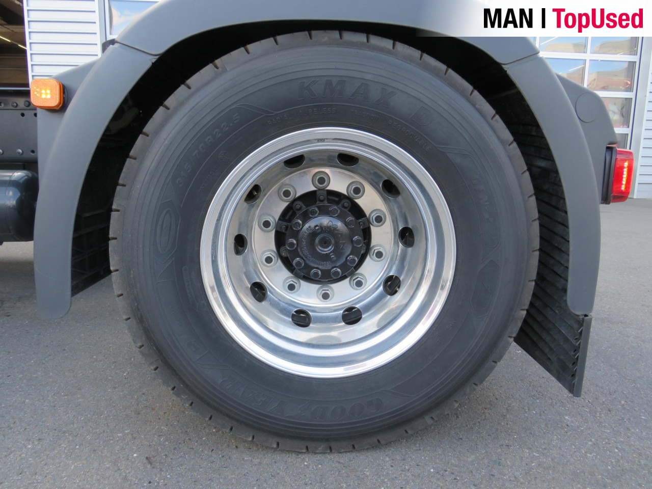 MAN TGX 18.520 4x2 LL SA Kipphydraulik ADR Retarder ZV - Tegljač: slika 4 MAN TGX 18.520 4x2 LL SA Kipphydraulik ADR Retarder ZV - Tegljač: slika 4