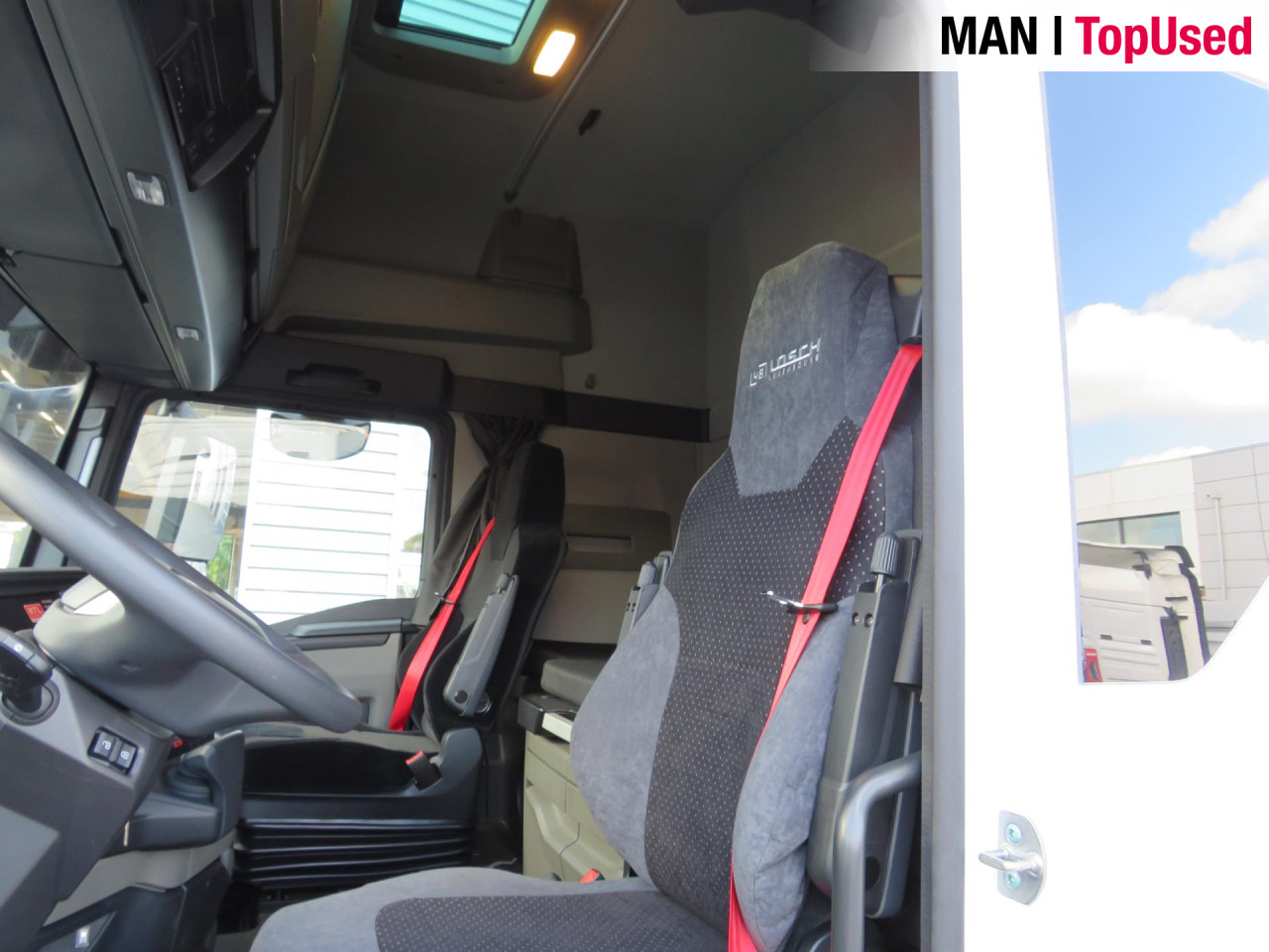 MAN TGX 18.520 4x2 LL SA Kipphydraulik ADR Retarder ZV - Tegljač: slika 5 MAN TGX 18.520 4x2 LL SA Kipphydraulik ADR Retarder ZV - Tegljač: slika 5