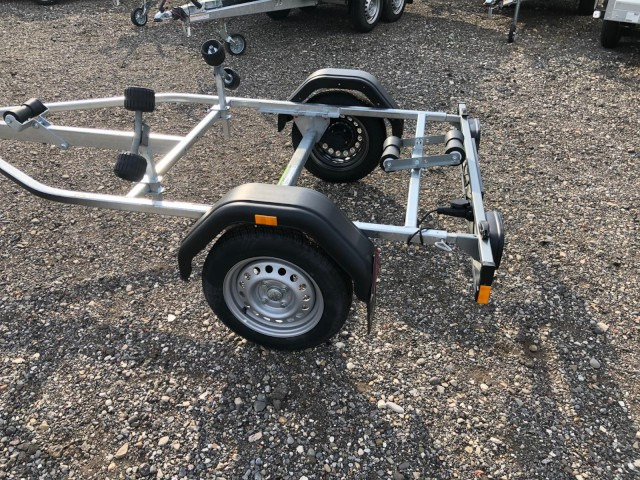 Brenderup Brenderup Premium 150600UB, 600 kg ZG, 100 km/h, 4,7m - Prikolica za čamac: slika 5 Brenderup Brenderup Premium 150600UB, 600 kg ZG, 100 km/h, 4,7m - Prikolica za čamac: slika 5