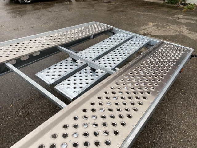 Gala BGG Taurus Duo 85 35 3, 8500 x 2150 mm, 3-Achs, für 2 Autos - Prikolica za prevoz automobila: slika 4 Gala BGG Taurus Duo 85 35 3, 8500 x 2150 mm, 3-Achs, für 2 Autos - Prikolica za prevoz automobila: slika 4