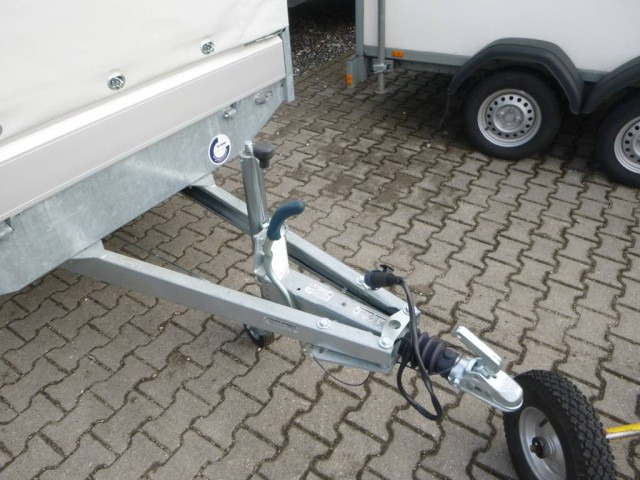 Hapert Azure H-2 Hochlader 3050 x 1600 x 300 mm, mit Plane 180 cm grau ZG 2,0 to. - Prikolica za automobil: slika 2 Hapert Azure H-2 Hochlader 3050 x 1600 x 300 mm, mit Plane 180 cm grau ZG 2,0 to. - Prikolica za automobil: slika 2