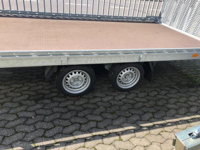 Hapert Indigo HT-2 Transporter 4050 x 2000 mm, 2,7 to. Rampe - Prikolica za automobil: slika 4 Hapert Indigo HT-2 Transporter 4050 x 2000 mm, 2,7 to. Rampe - Prikolica za automobil: slika 4