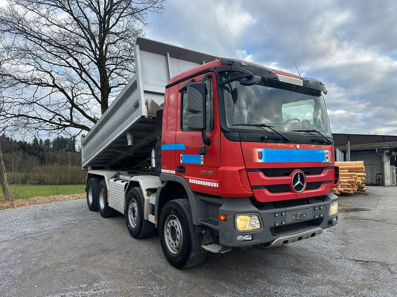 MERCEDES-BENZ Actros 3248 8x4 Kipper - Istovarivač: slika 3 MERCEDES-BENZ Actros 3248 8x4 Kipper - Istovarivač: slika 3