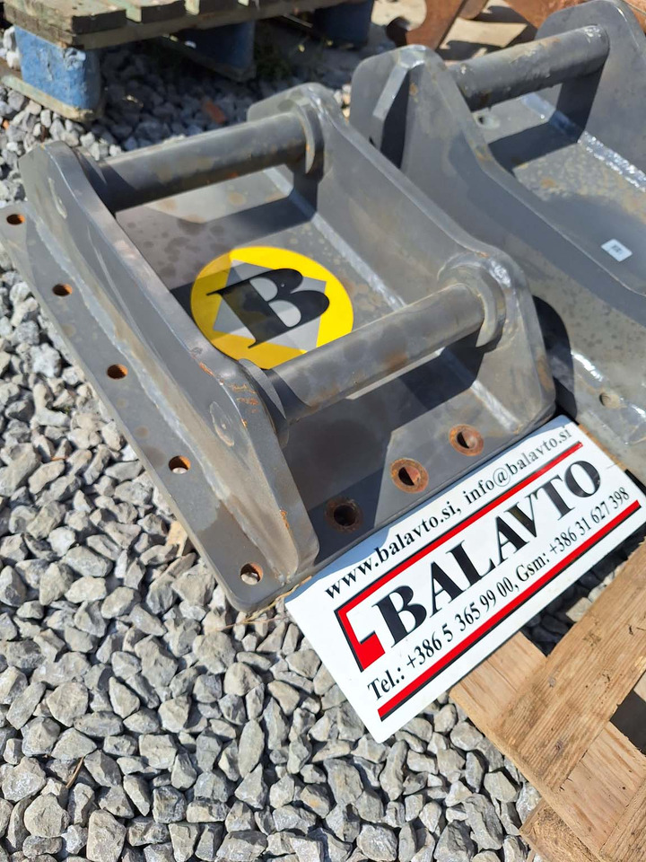 BAT attachment plate Martin for hydraulic breaker - Brza spojnica: slika 1 BAT attachment plate Martin for hydraulic breaker - Brza spojnica: slika 1