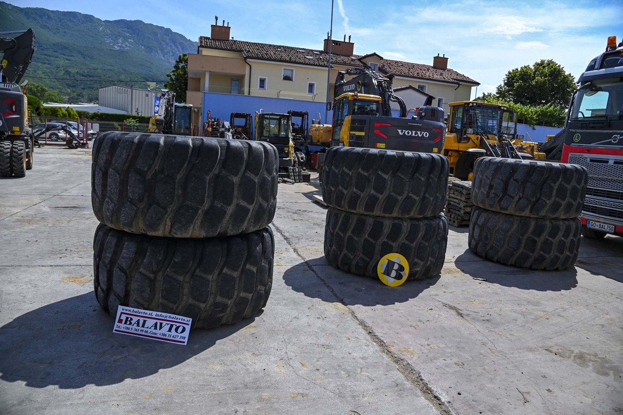Bridgestone tires 30/65R25 with rims - Kompletan točak za Kiper: slika 2 Bridgestone tires 30/65R25 with rims - Kompletan točak za Kiper: slika 2