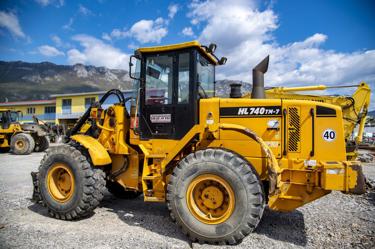 HYUNDAI HL740TM-7 for parts - Utovarivač točkaš: slika 3 HYUNDAI HL740TM-7 for parts - Utovarivač točkaš: slika 3